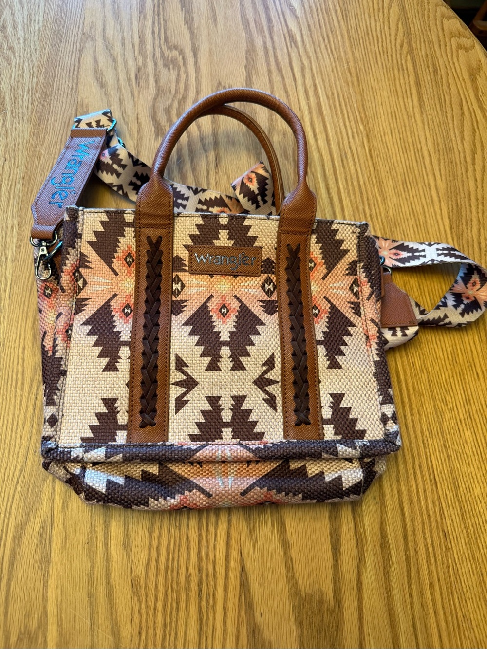 Wrangler Aztec Tote Bag in Brown and Cream